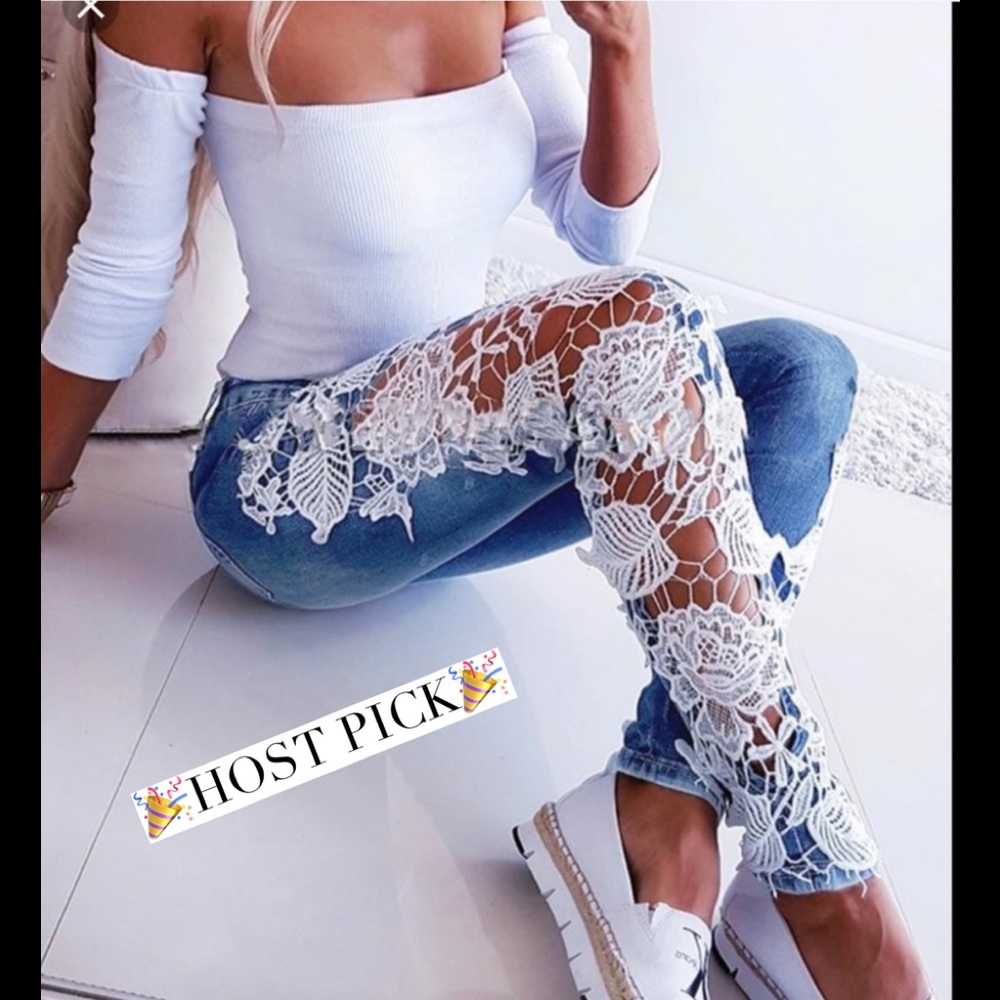 FLOWER JEANS 🎉HP🎉 - Picture 5 of 9